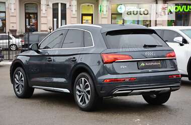 Внедорожник / Кроссовер Audi Q5 2021 в 