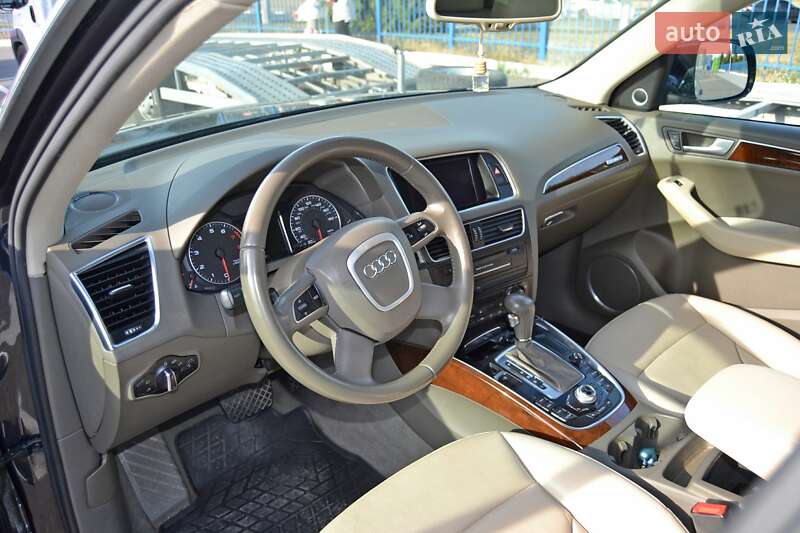 Позашляховик / Кросовер Audi Q5 2012 в Черкасах