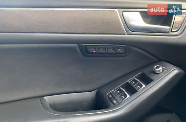 Внедорожник / Кроссовер Audi Q5 2015 в 