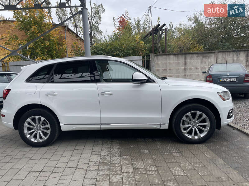 Внедорожник / Кроссовер Audi Q5 2015 в Львове