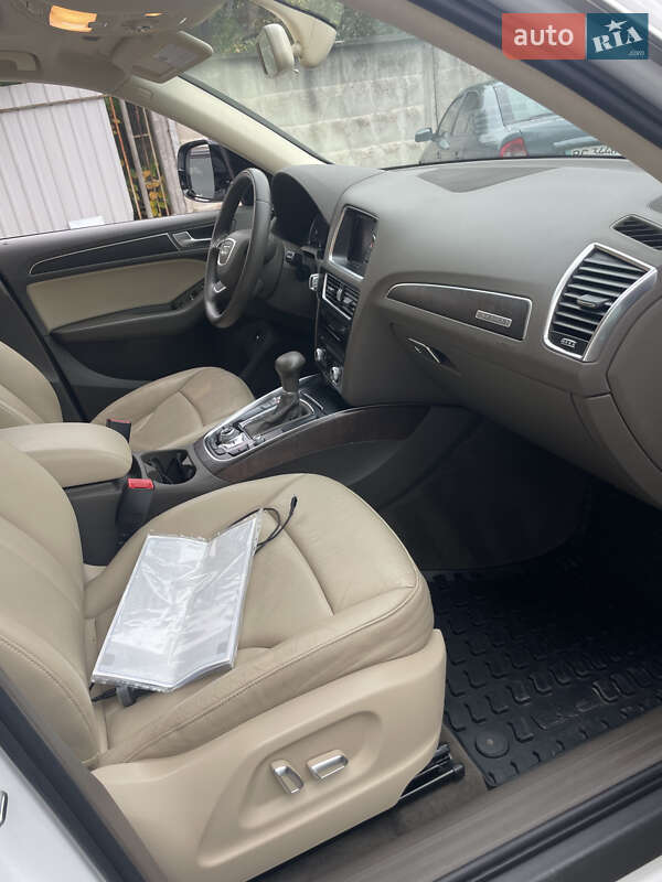 Внедорожник / Кроссовер Audi Q5 2015 в Львове