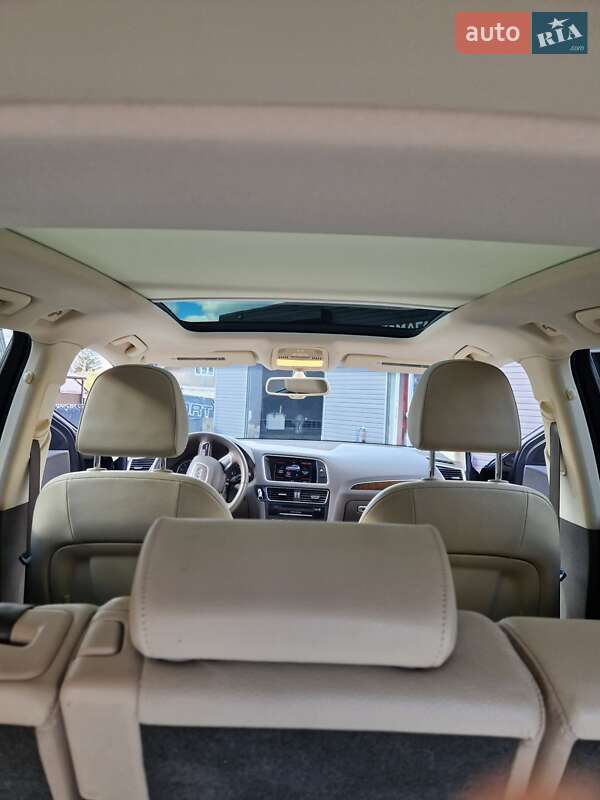 Внедорожник / Кроссовер Audi Q5 2015 в Каменском