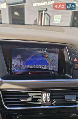 Внедорожник / Кроссовер Audi Q5 2015 в 