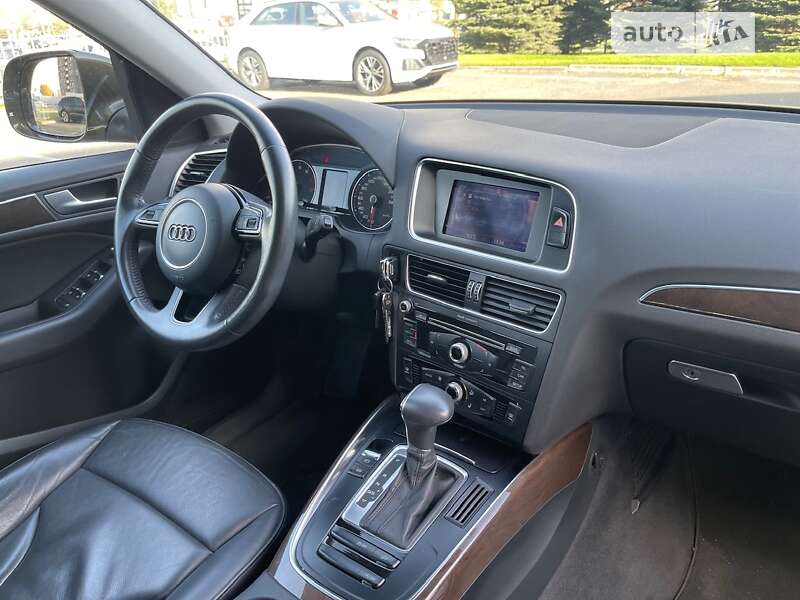 Позашляховик / Кросовер Audi Q5 2012 в Києві