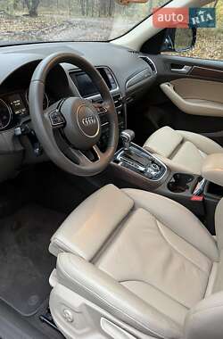 Внедорожник / Кроссовер Audi Q5 2013 в 