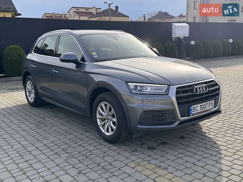Внедорожник / Кроссовер Audi Q5 2020 в Львове