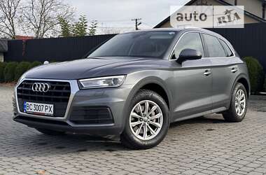 Внедорожник / Кроссовер Audi Q5 2020 в Львове