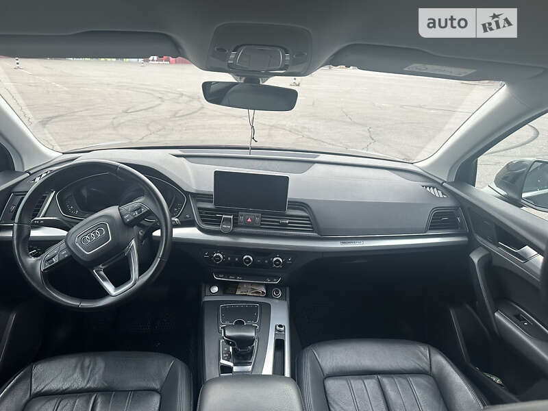 Внедорожник / Кроссовер Audi Q5 2017 в Виннице