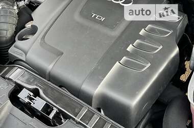 Внедорожник / Кроссовер Audi Q5 2009 в 