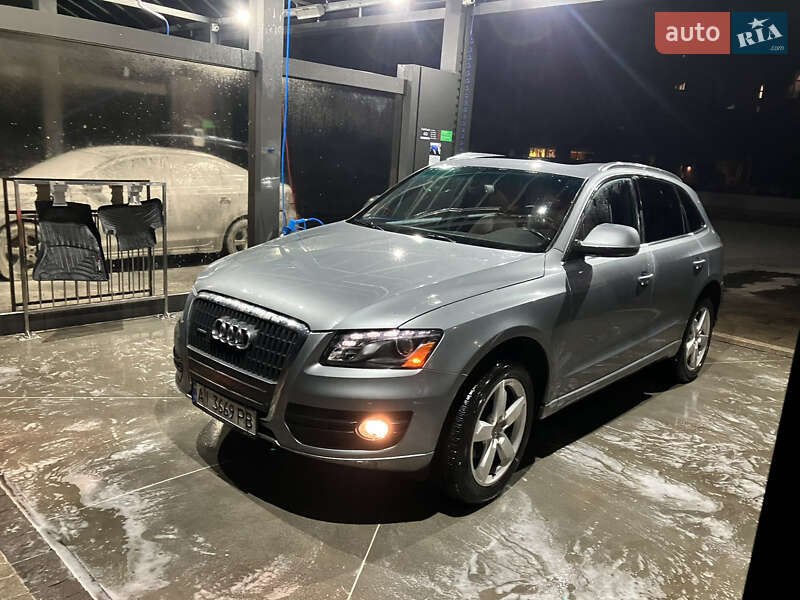 Внедорожник / Кроссовер Audi Q5 2010 в Дрогобыче