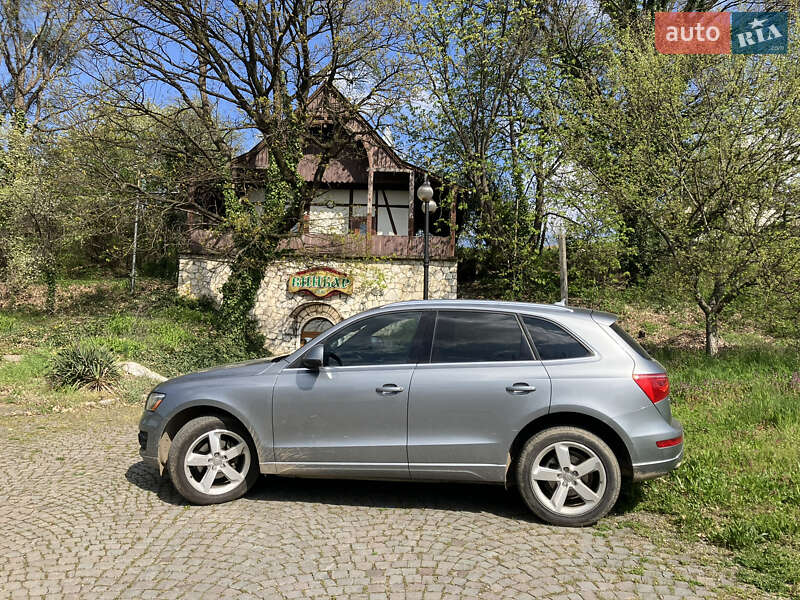 Внедорожник / Кроссовер Audi Q5 2010 в Дрогобыче