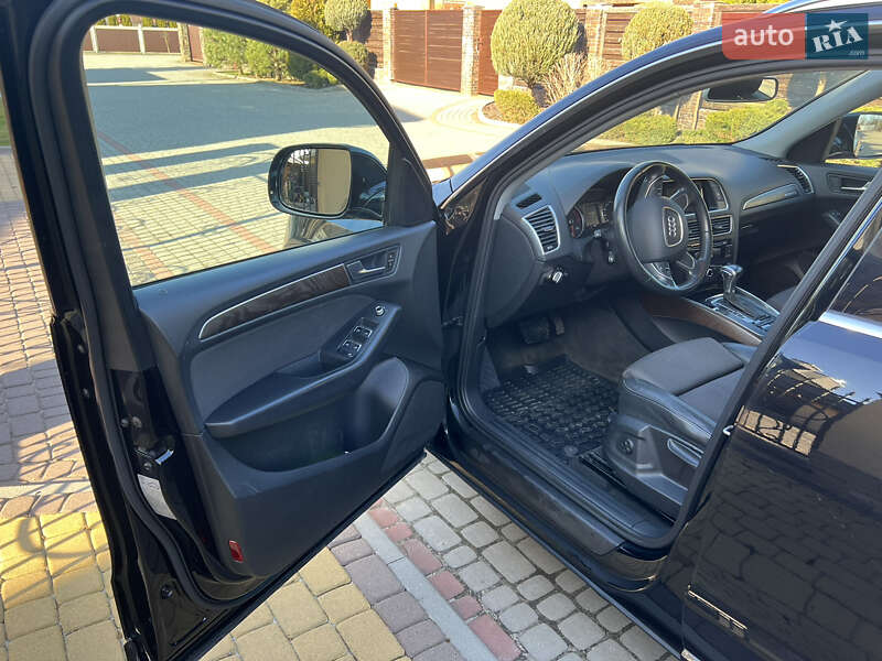 Внедорожник / Кроссовер Audi Q5 2015 в Львове