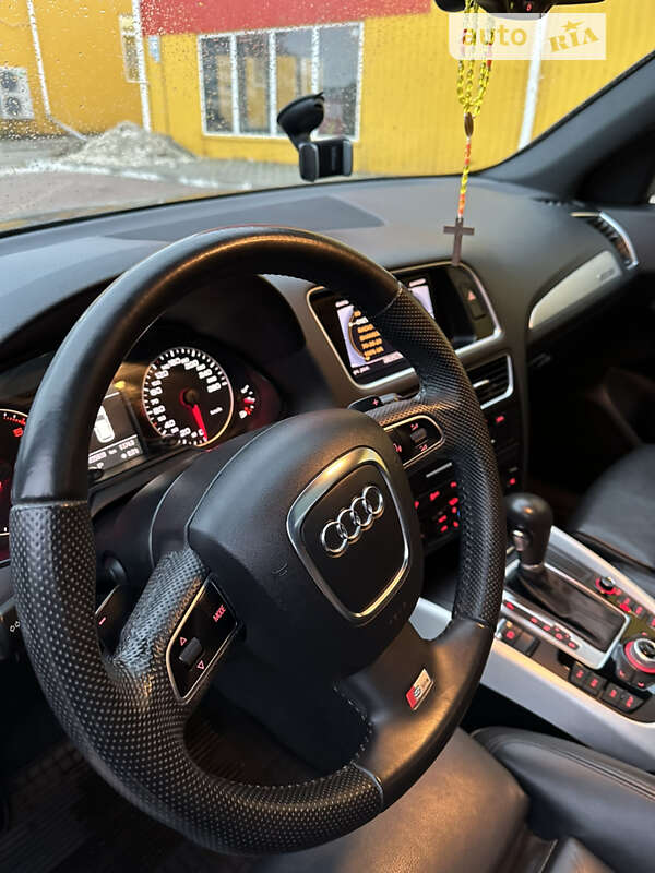 Внедорожник / Кроссовер Audi Q5 2012 в Хмельницком