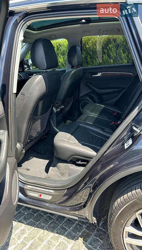 Внедорожник / Кроссовер Audi Q5 2012 в Днепре