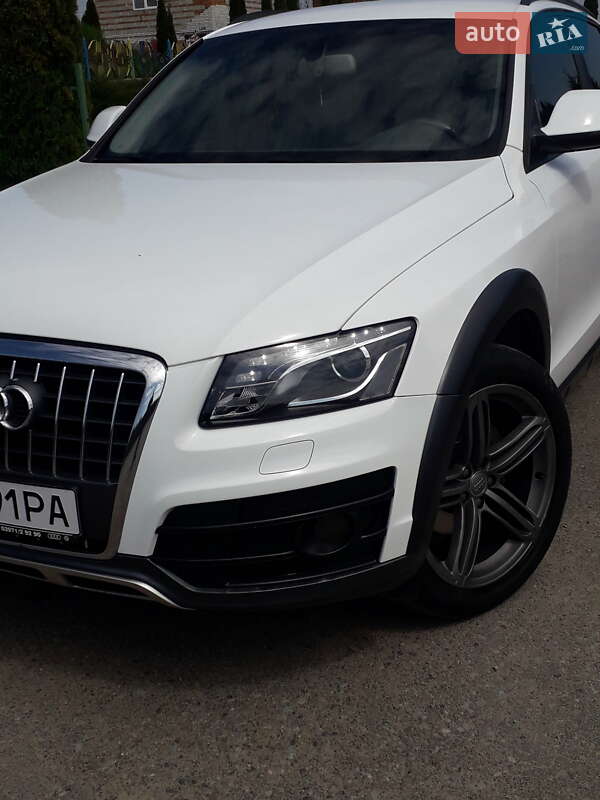 Внедорожник / Кроссовер Audi Q5 2009 в Самборе