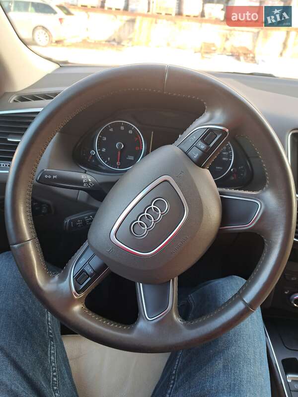 Внедорожник / Кроссовер Audi Q5 2013 в Львове