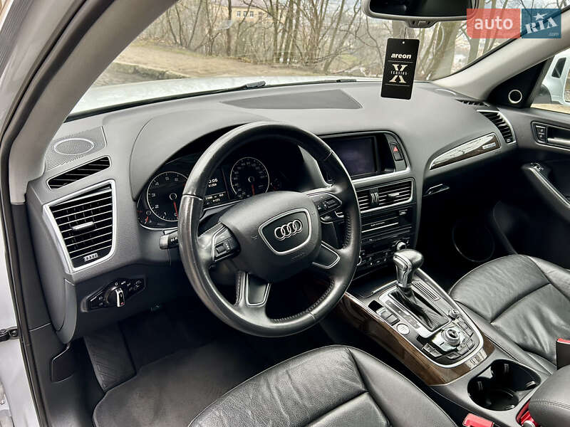 Внедорожник / Кроссовер Audi Q5 2013 в Львове