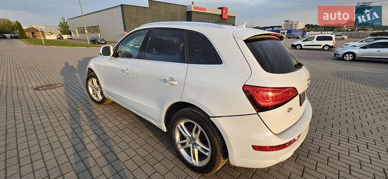 Позашляховик / Кросовер Audi Q5 2014 в Золочеві