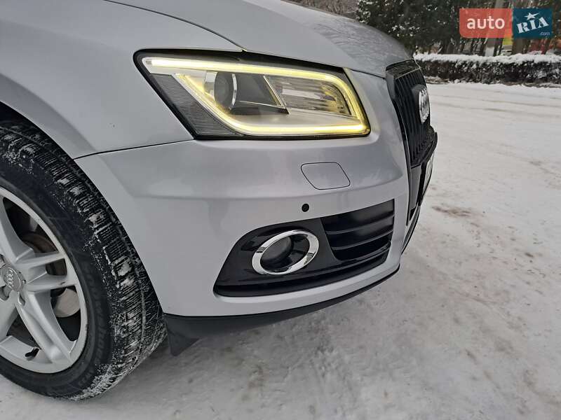Позашляховик / Кросовер Audi Q5 2015 в Луцьку