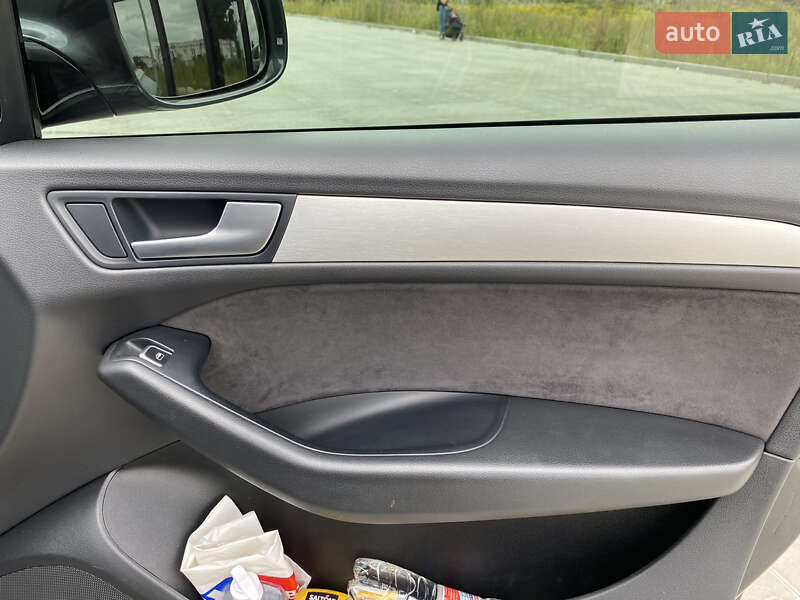 Позашляховик / Кросовер Audi Q5 2015 в Києві