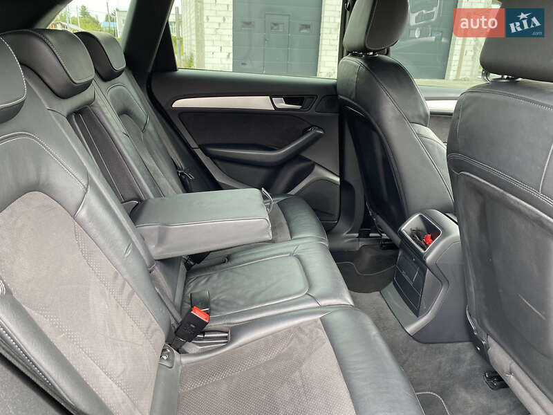 Позашляховик / Кросовер Audi Q5 2015 в Києві