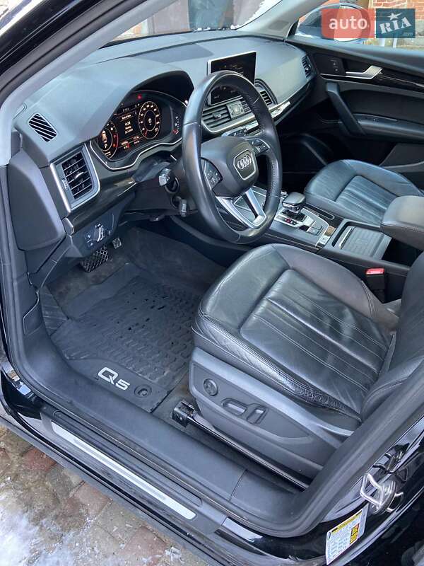Внедорожник / Кроссовер Audi Q5 2018 в Львове