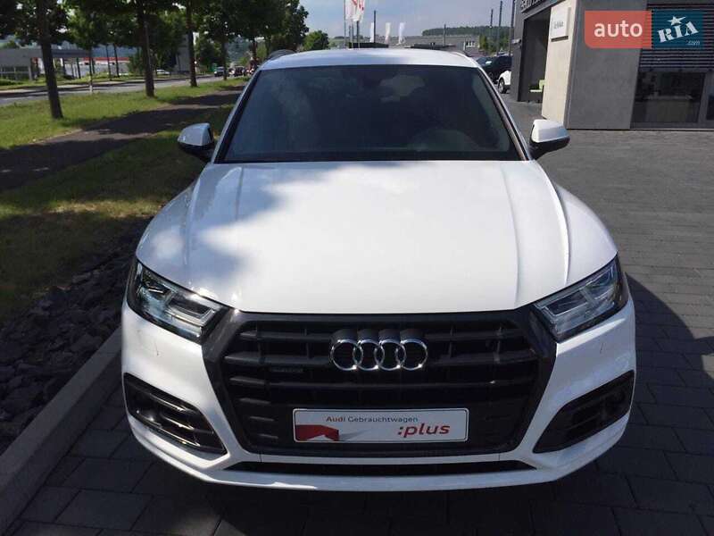Внедорожник / Кроссовер Audi Q5 2018 в Киеве