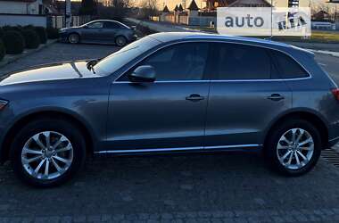 Внедорожник / Кроссовер Audi Q5 2014 в Ужгороде