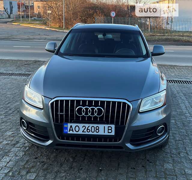 Внедорожник / Кроссовер Audi Q5 2014 в Ужгороде