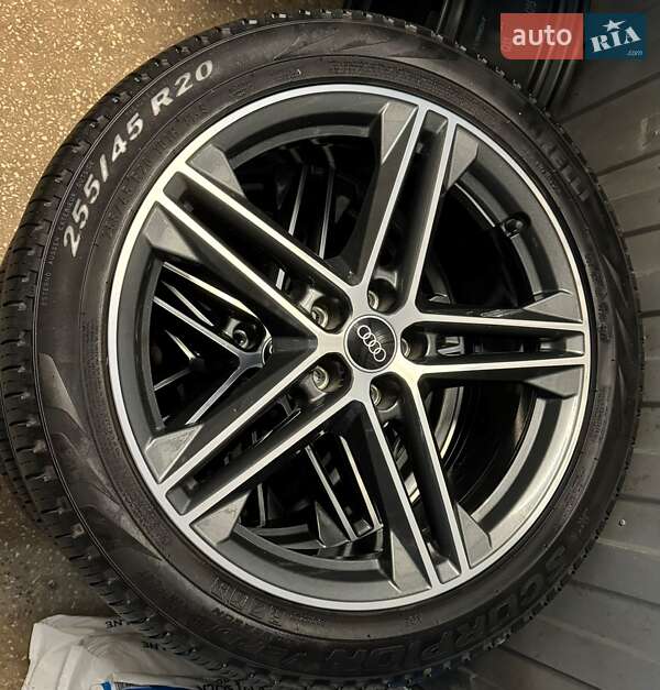 Внедорожник / Кроссовер Audi Q5 2021 в Днепре