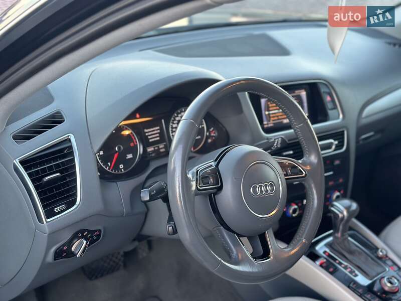 Внедорожник / Кроссовер Audi Q5 2014 в Мукачево