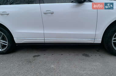 Внедорожник / Кроссовер Audi Q5 2016 в 