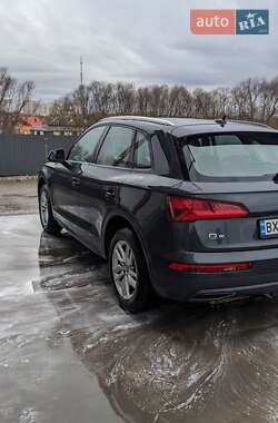 Внедорожник / Кроссовер Audi Q5 2019 в Хмельницком