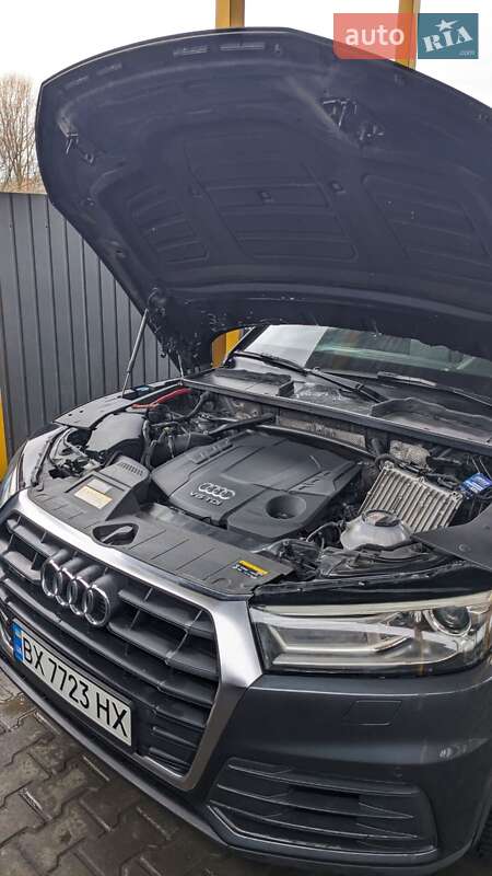 Внедорожник / Кроссовер Audi Q5 2019 в Хмельницком