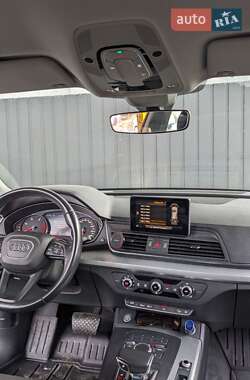 Внедорожник / Кроссовер Audi Q5 2019 в 
