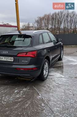 Внедорожник / Кроссовер Audi Q5 2019 в 