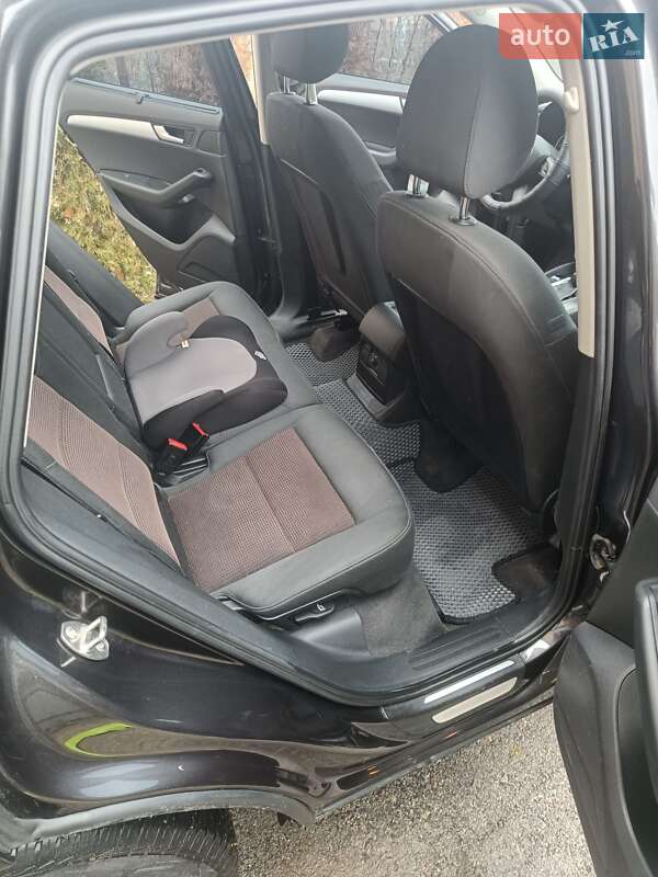 Внедорожник / Кроссовер Audi Q5 2009 в Виннице