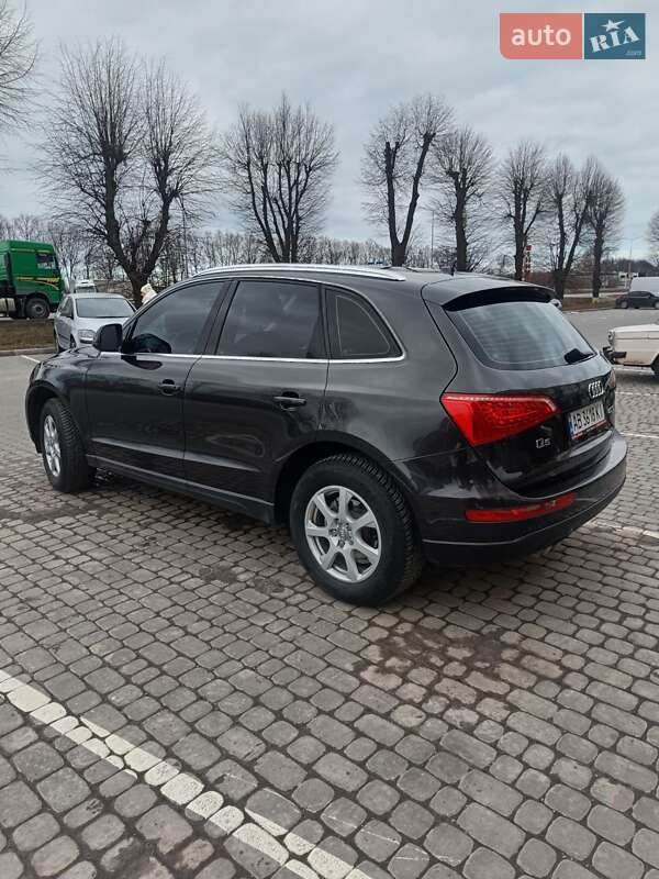 Внедорожник / Кроссовер Audi Q5 2009 в Виннице