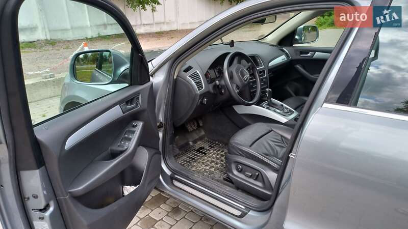 Позашляховик / Кросовер Audi Q5 2008 в Житомирі