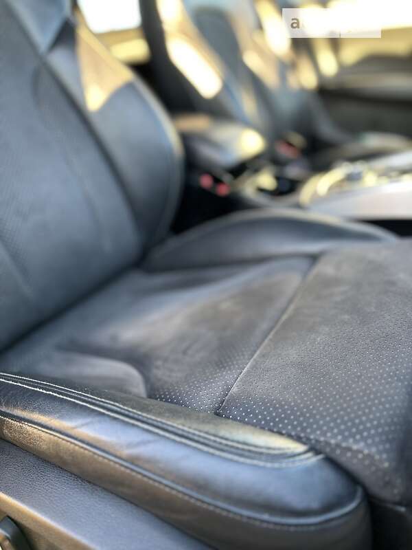 Внедорожник / Кроссовер Audi Q5 2011 в Черновцах