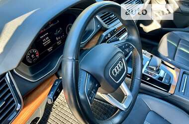 Внедорожник / Кроссовер Audi Q5 2021 в Самборе