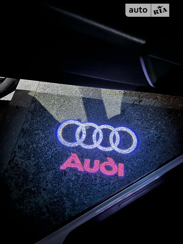 Внедорожник / Кроссовер Audi Q5 2017 в Полтаве