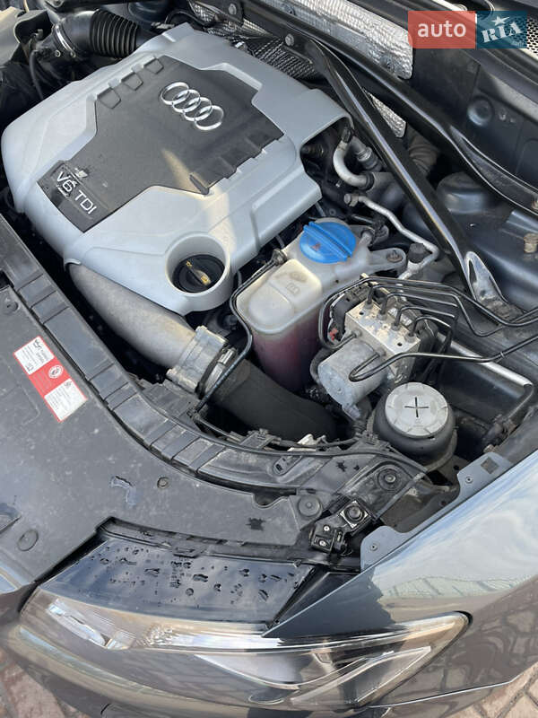 Внедорожник / Кроссовер Audi Q5 2009 в Полтаве