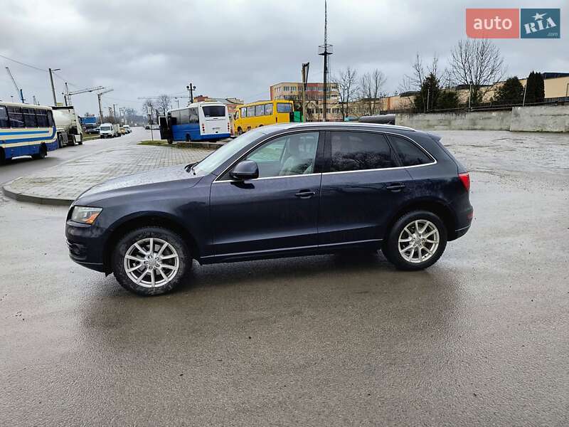 Внедорожник / Кроссовер Audi Q5 2011 в Львове