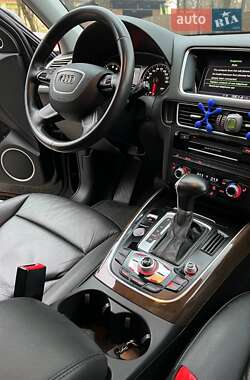 Внедорожник / Кроссовер Audi Q5 2015 в 