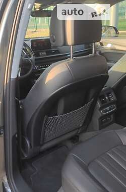 Внедорожник / Кроссовер Audi Q5 2019 в 