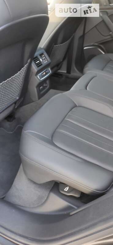 Внедорожник / Кроссовер Audi Q5 2019 в Киеве