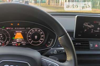 Внедорожник / Кроссовер Audi Q5 2019 в 
