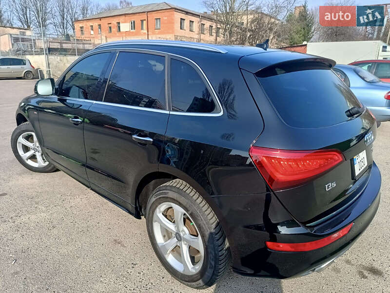 Внедорожник / Кроссовер Audi Q5 2014 в Ровно