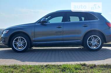 Позашляховик / Кросовер Audi Q5 2017 в Львові